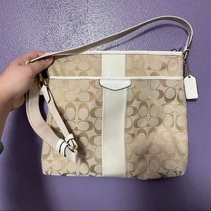 Crossbody Coach Purse. Tan. Never been used.